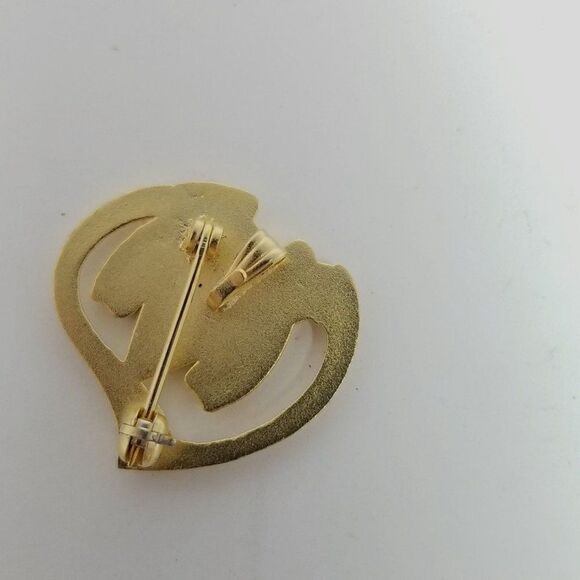 Vintage Academy of Visitation Gold Tone Lapel Pin, Religious Brooch Pendant - Picture 3 of 5